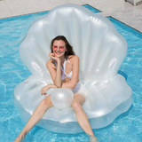 Sea Shell Pool Float Inflatable Giant Clam Shell With Pearl Ball